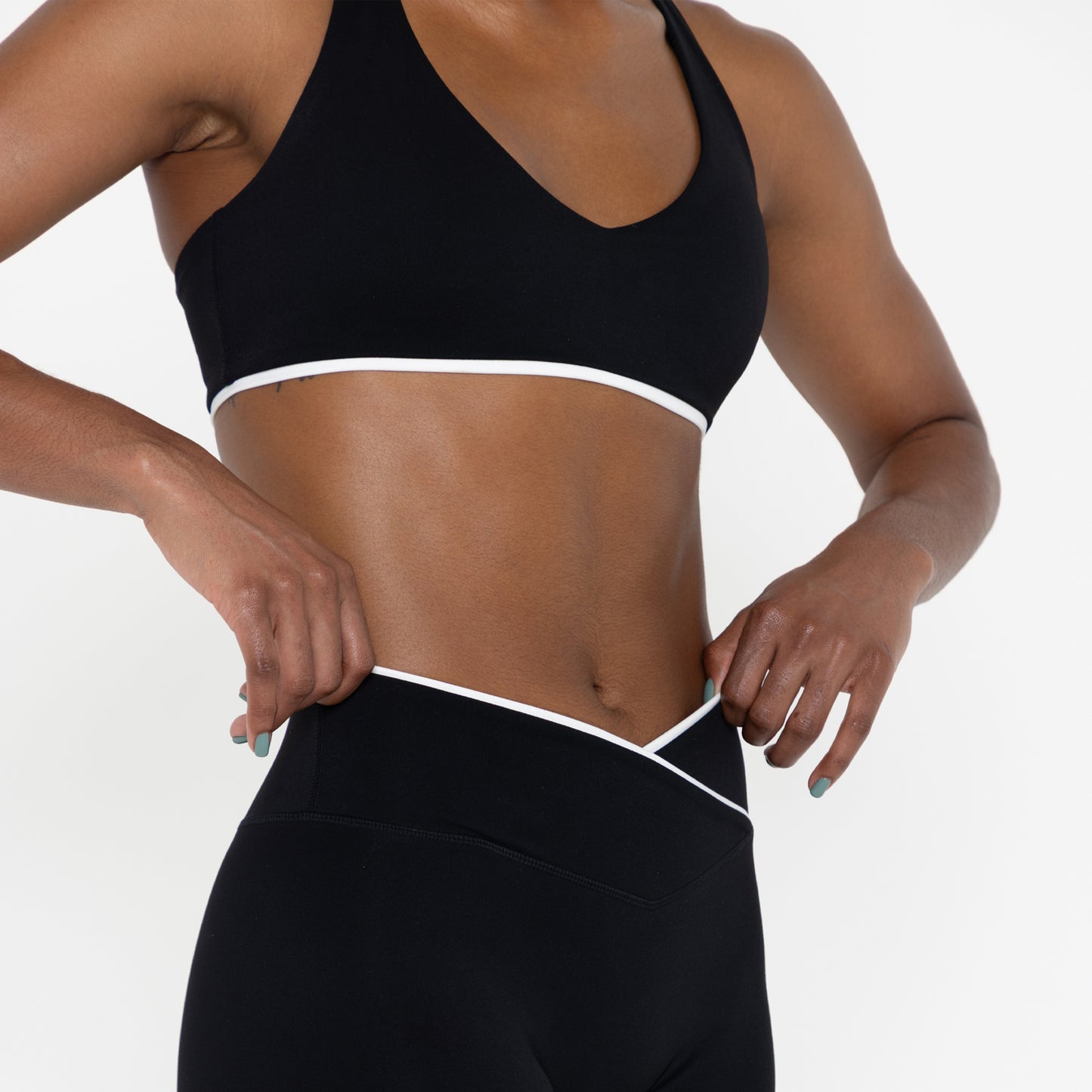 X Crossover Scrunch 5" Shorts